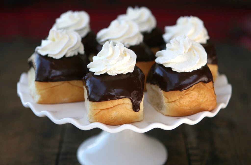 #STAYHOME King’s Hawaiian Cream Puffs